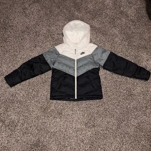 Nike White Puffer Jacket Kids